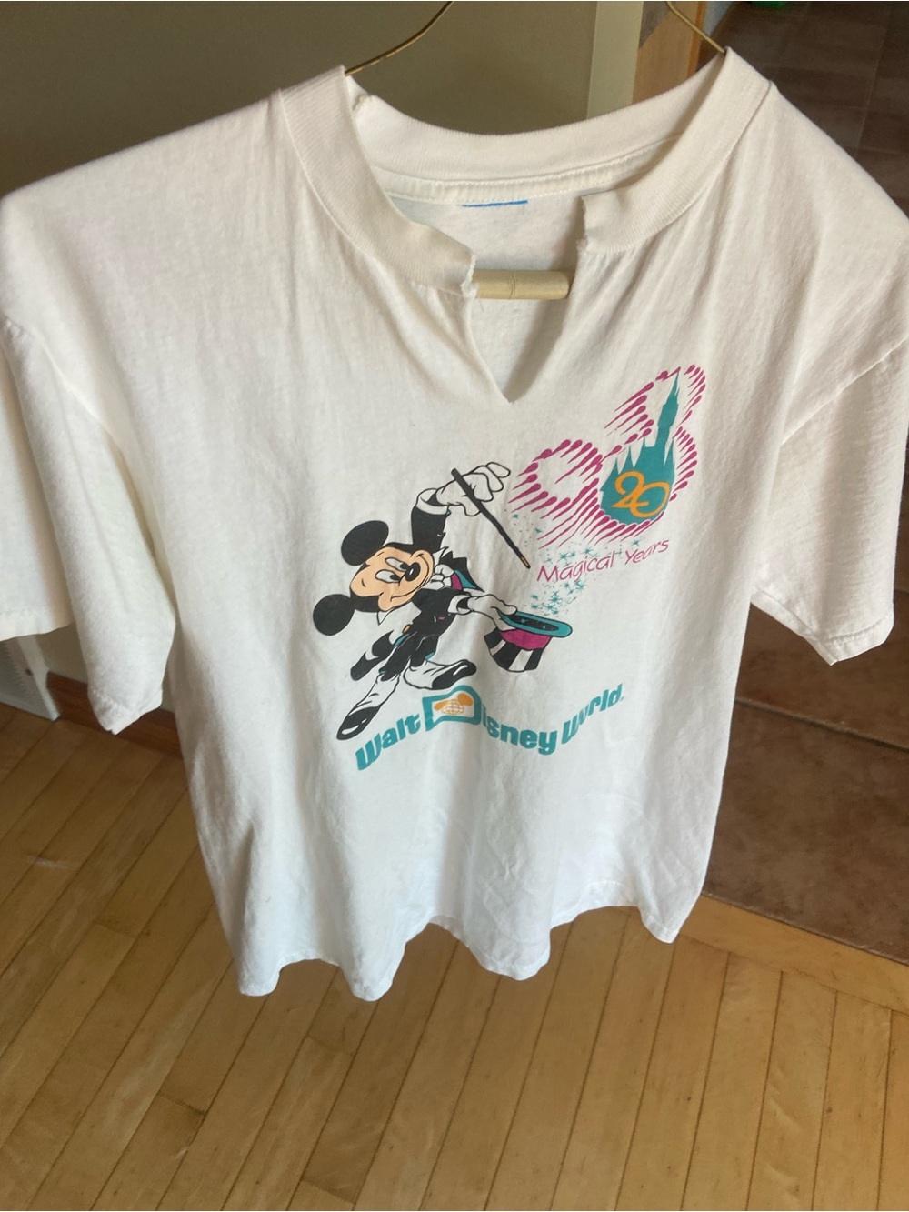 Vintage Walt Disney World 20 Magical Years Mickey Mouse T-Shirt